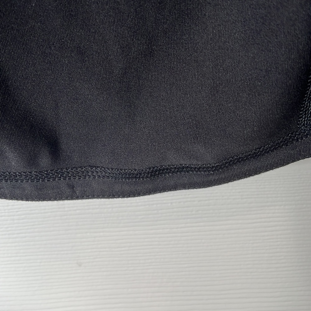 Old Navy Women’s Active Semi-Fitted 1/4 Zip Black Jacket. Size XS - Picture 7 of 8